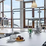 Stunning In With Kitchen بيت للعطل Egernsund