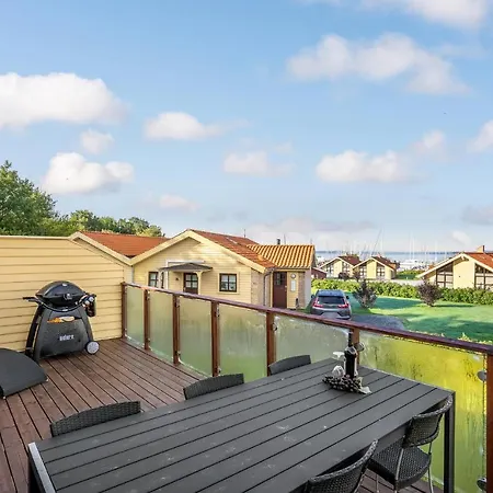 Stunning In With Kitchen * Egernsund