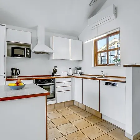 Stunning In With Kitchen *