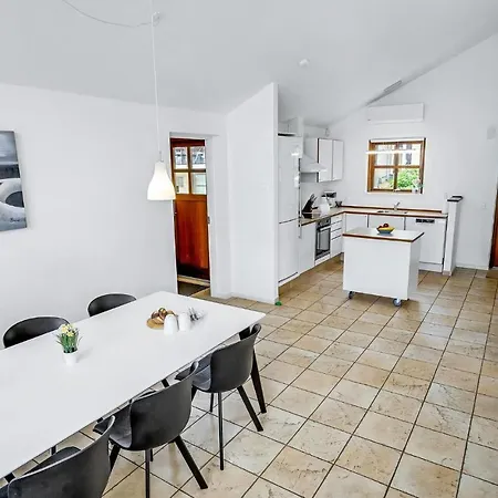 Stunning In With Kitchen *