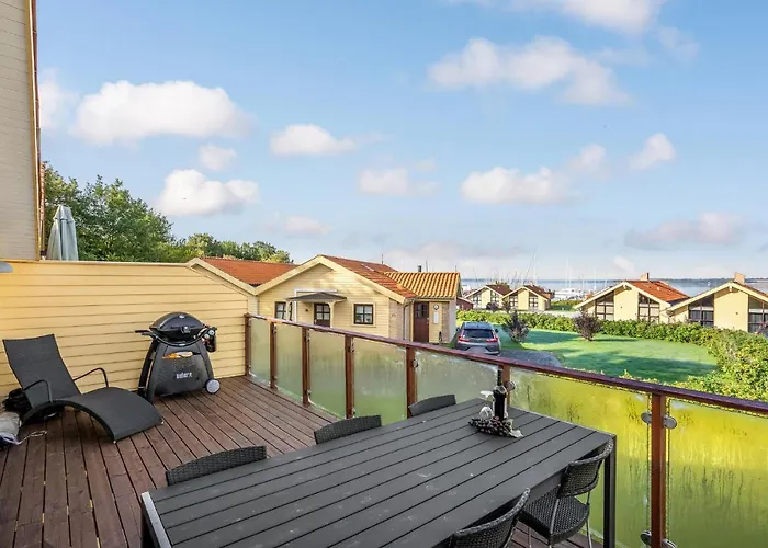 Stunning In With Kitchen * Egernsund